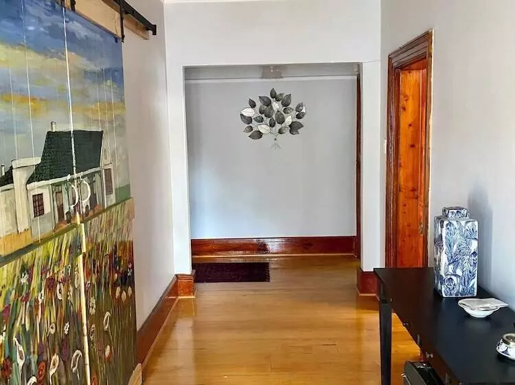 پانسیون Whistlewood Guesthouse Walmer, Port Eizabeth