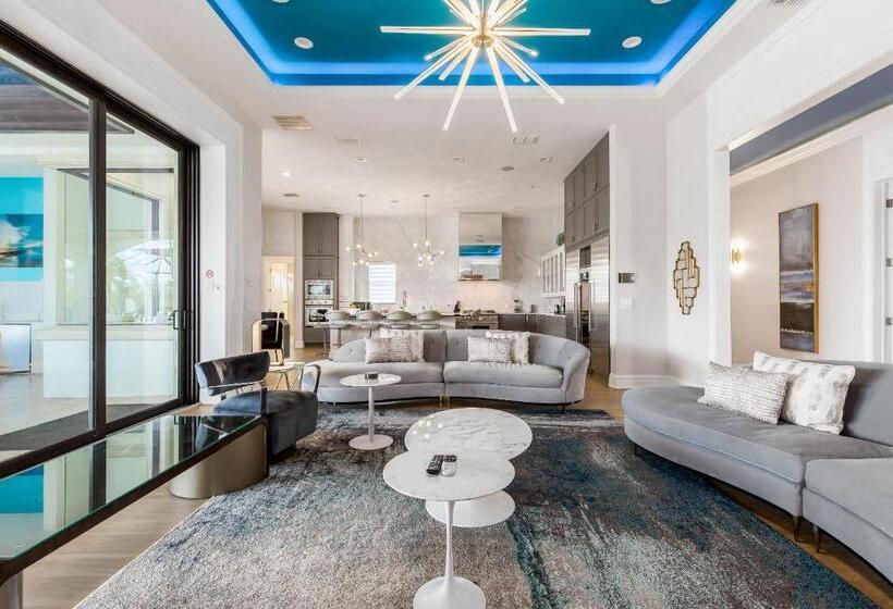 Villatel At Reunion Resort