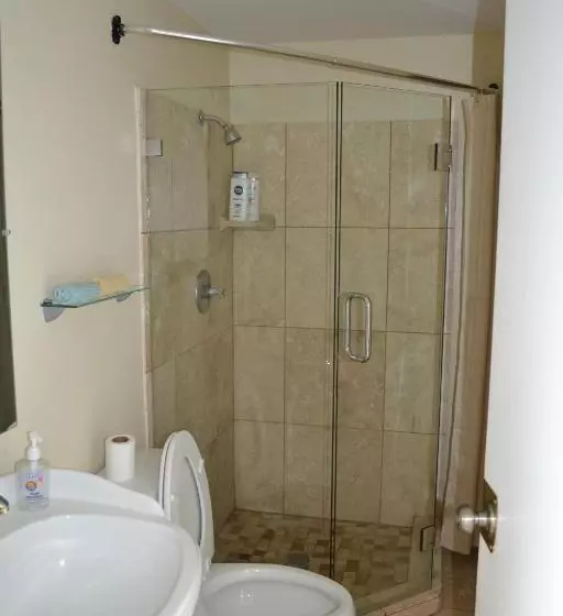 Bed And Breakfast In Hollywood Hills