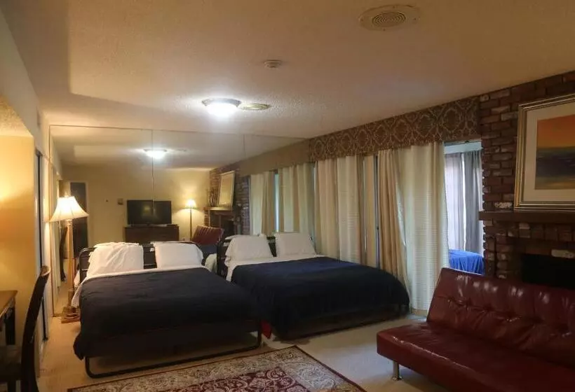 Bed And Breakfast In Hollywood Hills