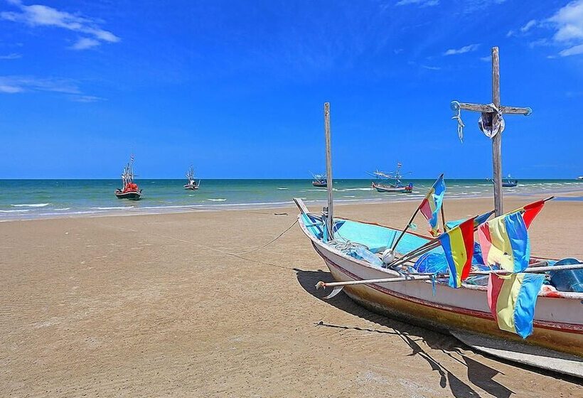 Chelona Khaotao Hua Hin E702