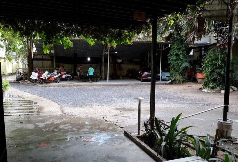 Hotel Anong Guesthouse