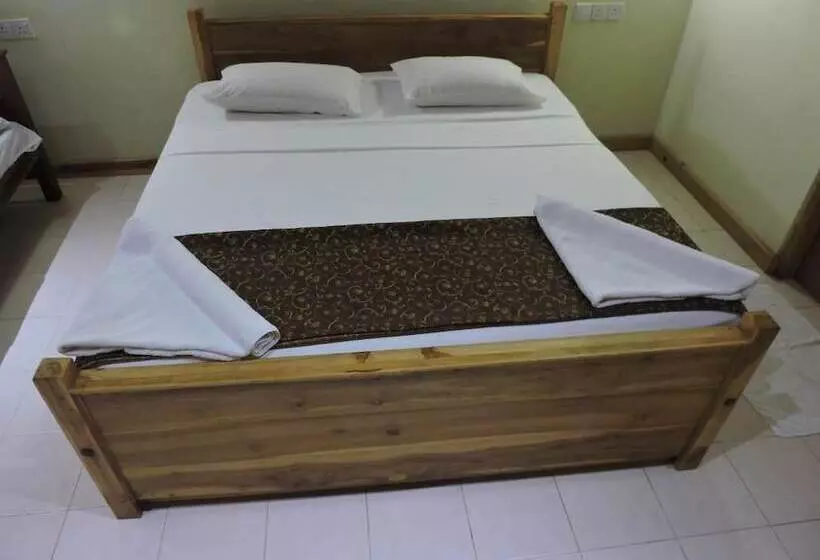 هتل Coco Bay