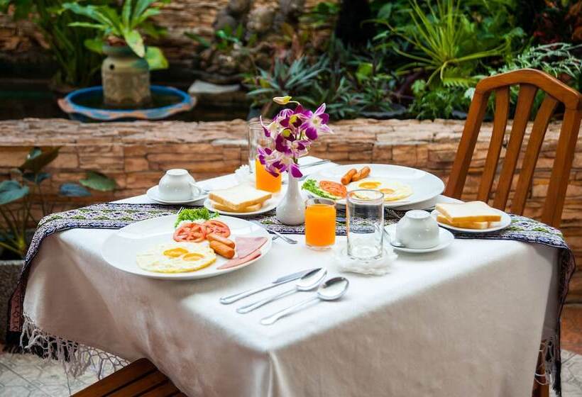 هتل Crystal Inn Phuket