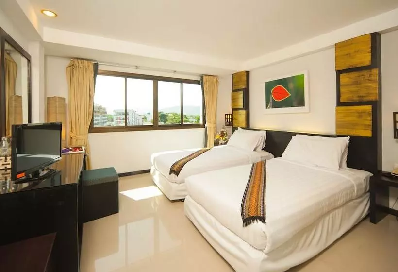 호텔 Crystal Inn Phuket