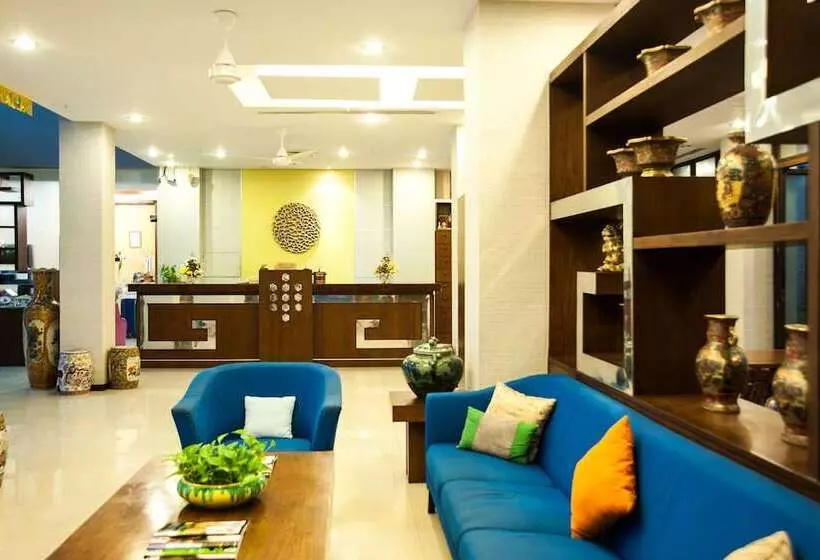 호텔 Crystal Inn Phuket