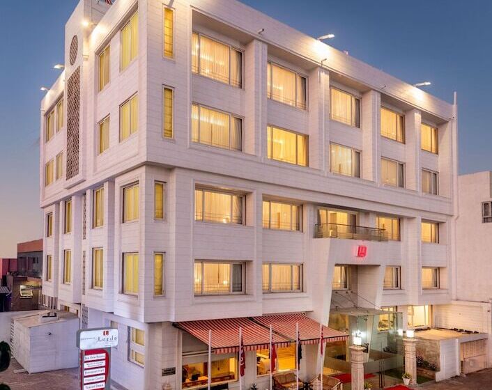 Hotel Dwarikadish Lords Eco Inn Dwarika