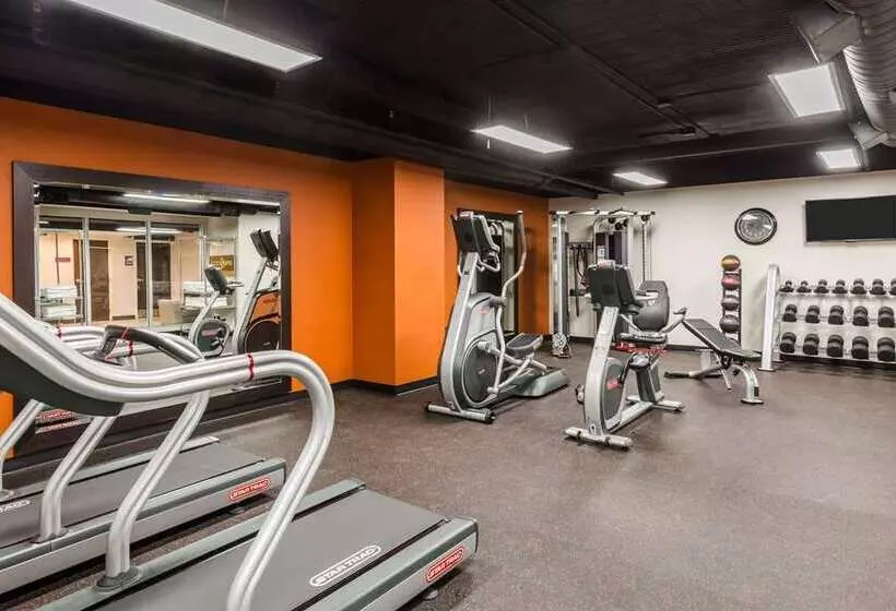 בית מלון כפרי Home2 Suites By Hilton Atlanta Downtown