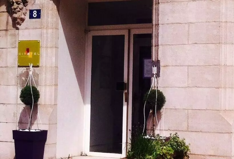 هتل Hôtel Le Mondon Metz