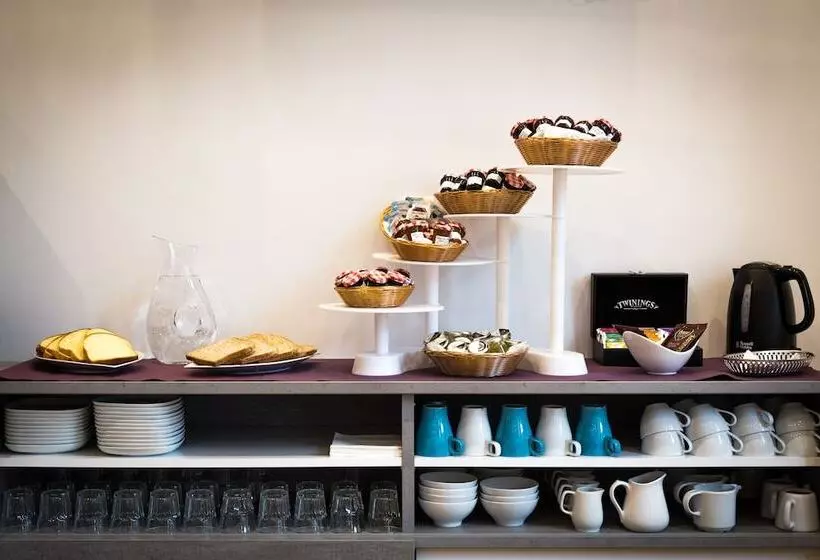 هتل Hôtel Le Mondon Metz