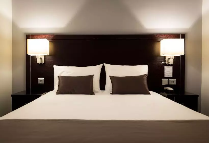 هتل Hôtel Le Mondon Metz