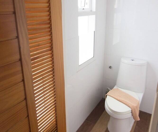 فندق Just Fine Krabi