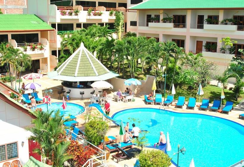 فندق Karon Village