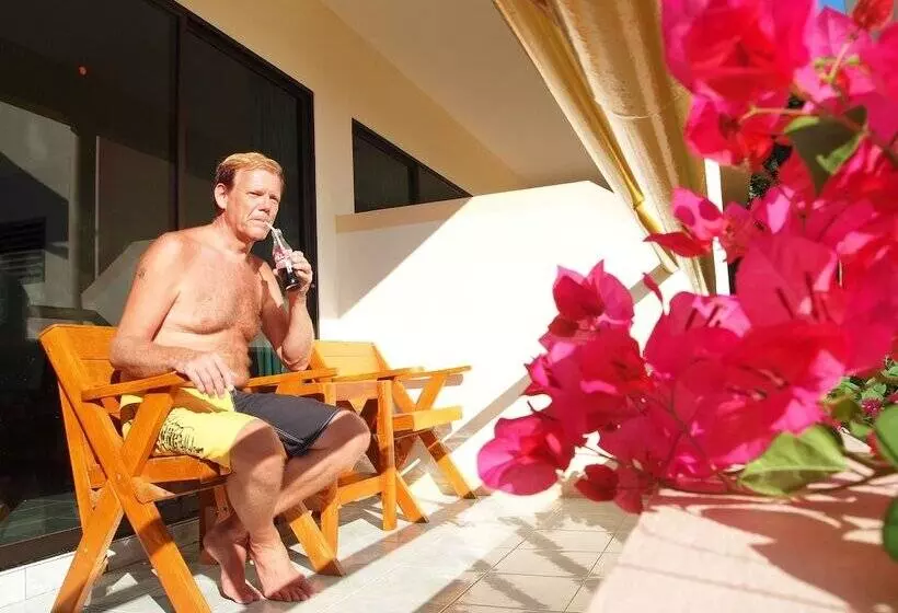 Отель Karon Village