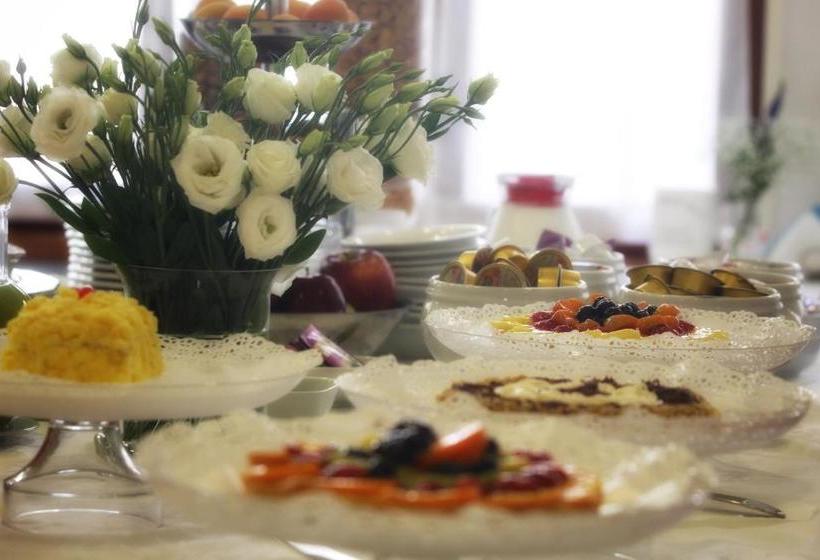 فندق La Scogliera