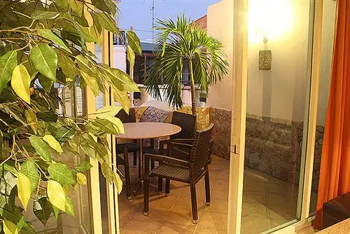 Hotel Le Cafe Royale