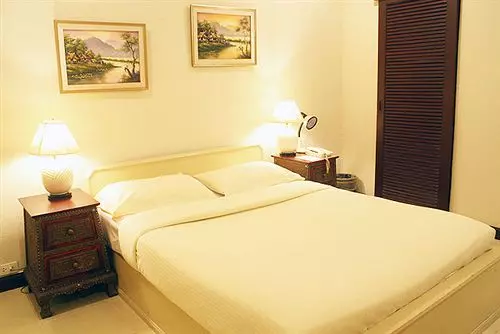 Hotel Le Cafe Royale