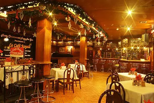 Hotel Le Cafe Royale