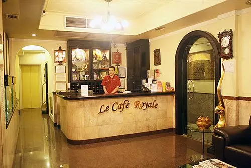 Hotel Le Cafe Royale