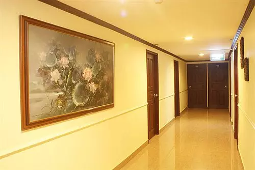 Hotel Le Cafe Royale