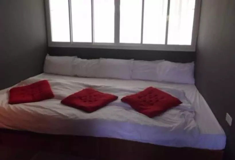 בית מלון כפרי Marina Residence