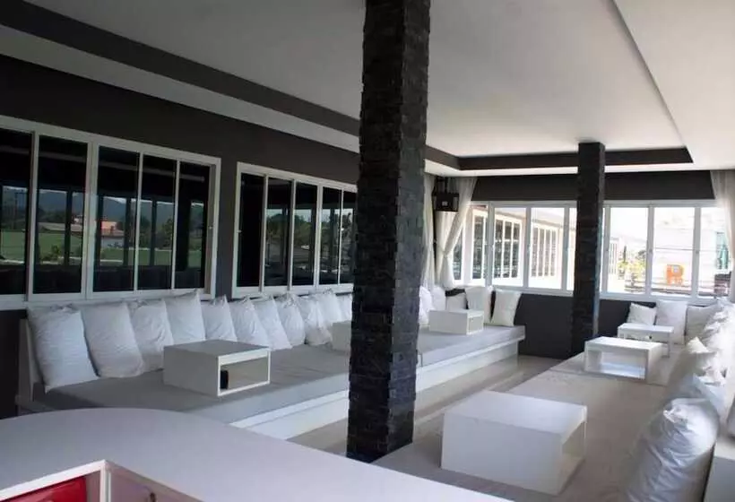 בית מלון כפרי Marina Residence