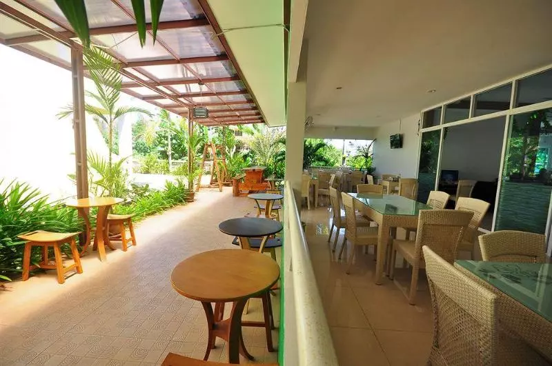 هتل Phuket Airport Sonwa Resort