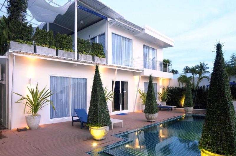 בית מלון כפרי Phuket Boat Quay