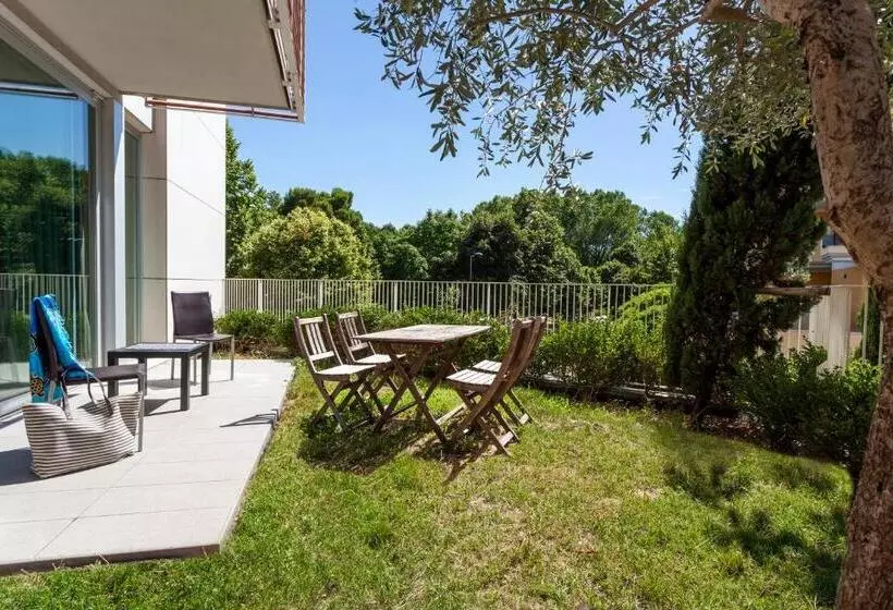 هتل Residence Delfina