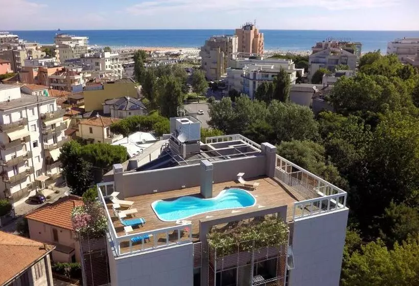 هتل Residence Delfina