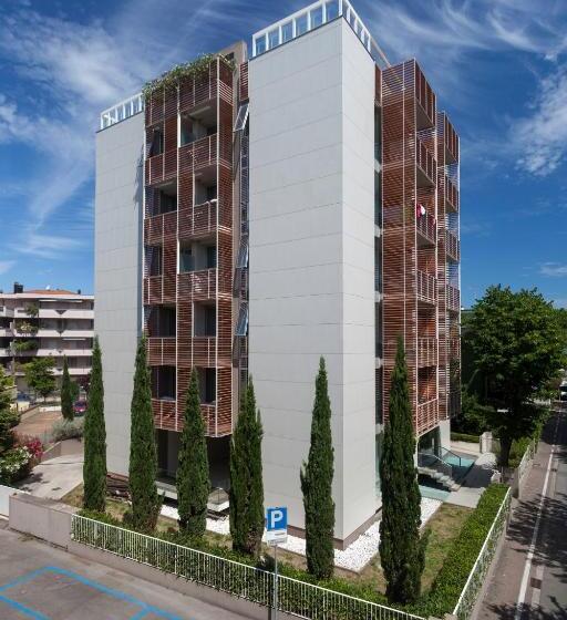 هتل Residence Delfina