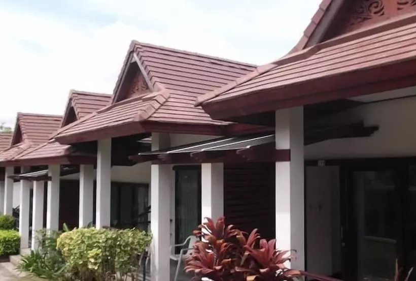 בית מלון כפרי Samui Home & Resort