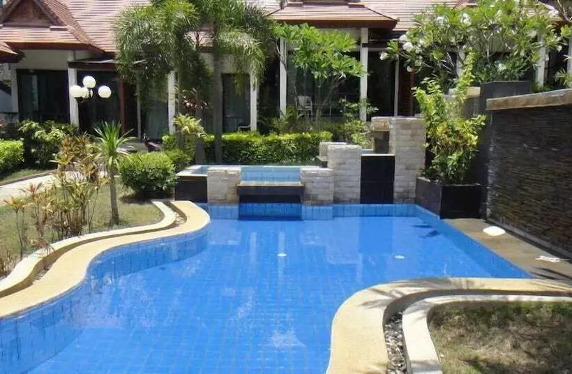 בית מלון כפרי Samui Home & Resort