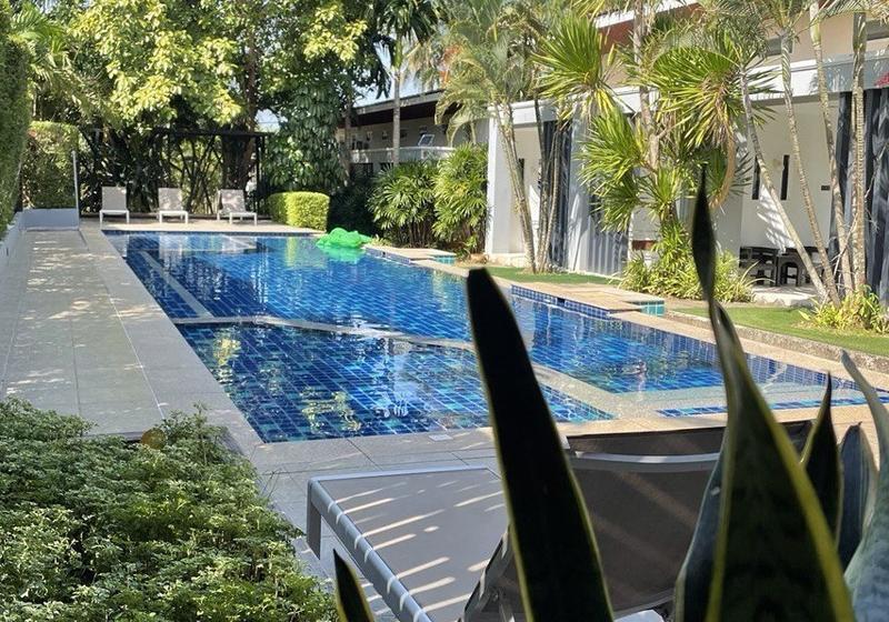 فندق The Fong Krabi Resort