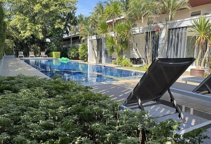 فندق The Fong Krabi Resort