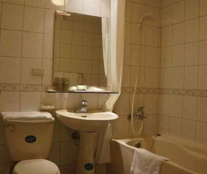 هتل Yago Lodge