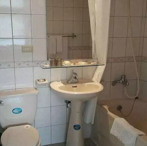 هتل Yago Lodge