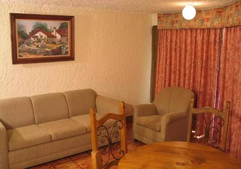 Puerto Nuevo Baja Hotel & Villas