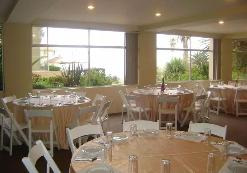 Puerto Nuevo Baja Hotel & Villas