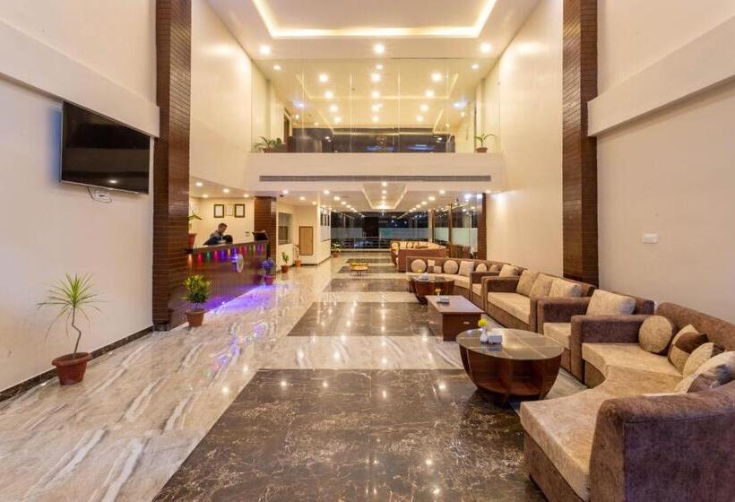 هتل Gorkha Garden