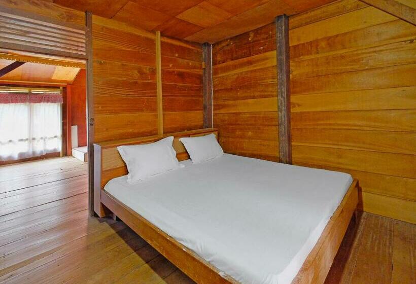 Отель Oyo Homes 91167 Tatto Bara Homestay