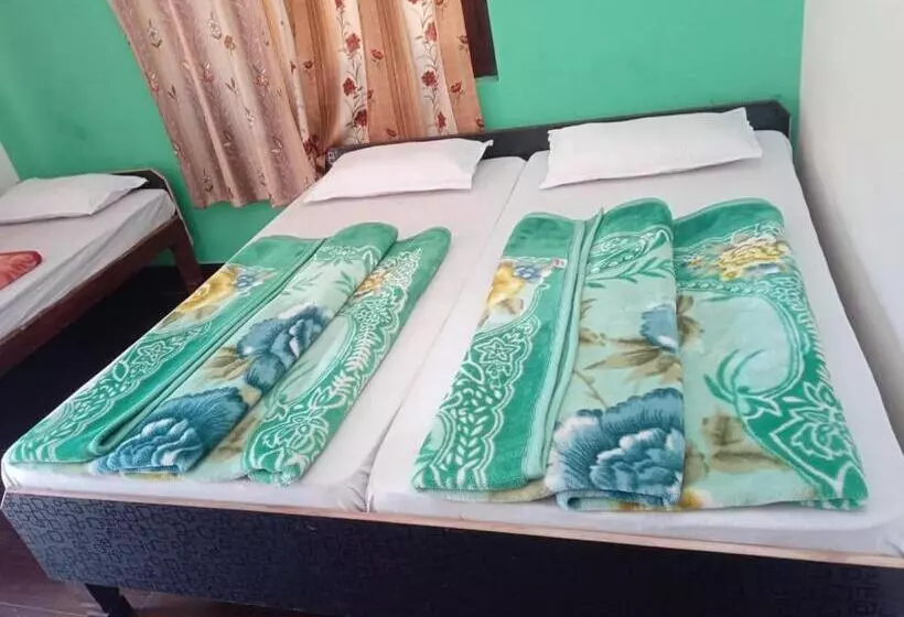 ホテル Raj Palace