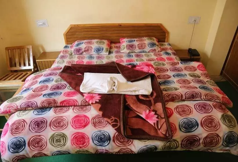 Jasmine Bed & Breakfast   Hotel In Kullu