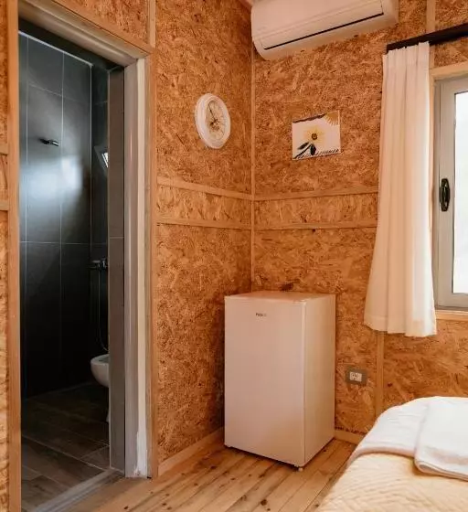 ペンション Bujtina Vjosa