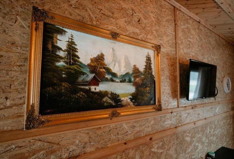 ペンション Bujtina Vjosa