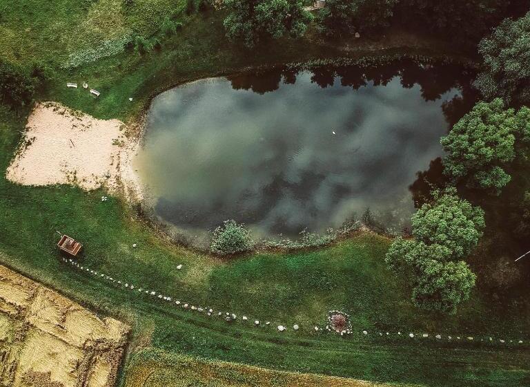 پانسیون Sunny Nights Homestead Historic House