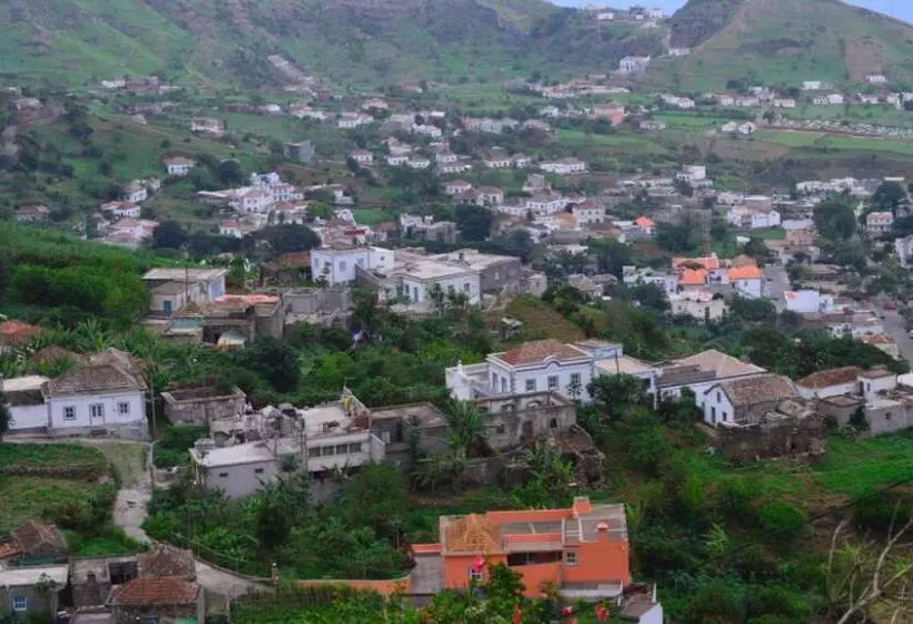 تختخواب و صبحانه Residensia Ka Denxu