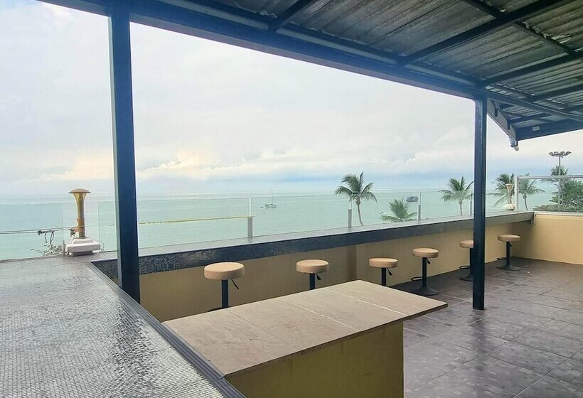 Szálloda Happy Jomtien Beachfront