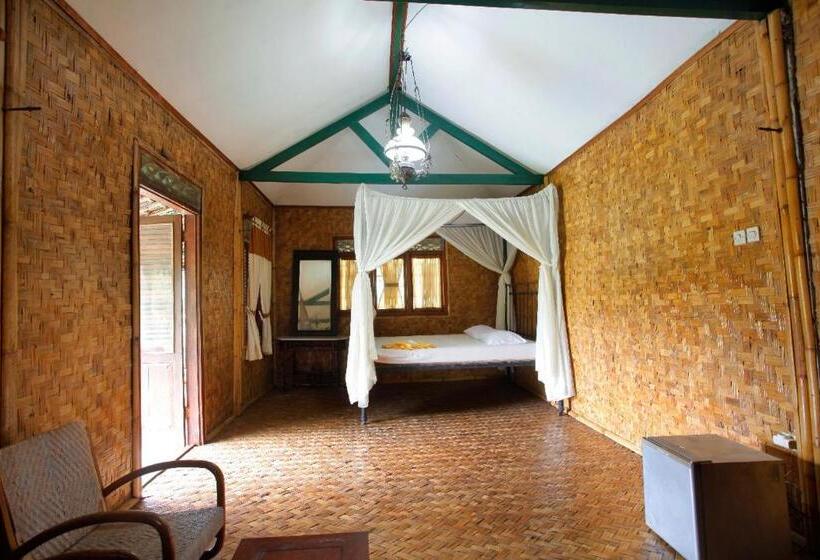 בית מלון כפרי Katumbiri Resort