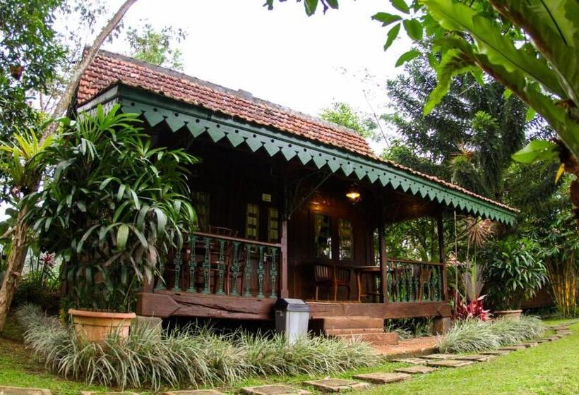 בית מלון כפרי Katumbiri Resort